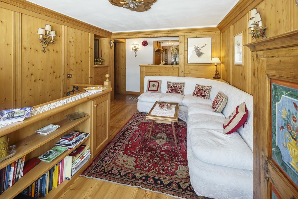 Villa Tullia - Stayincortina Cortina dʼAmpezzo Eksteriør billede